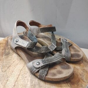 Taos Shoes Women Sz 9 /9.5 Trulie Braided Crossed Straps Greige Comfort Spain